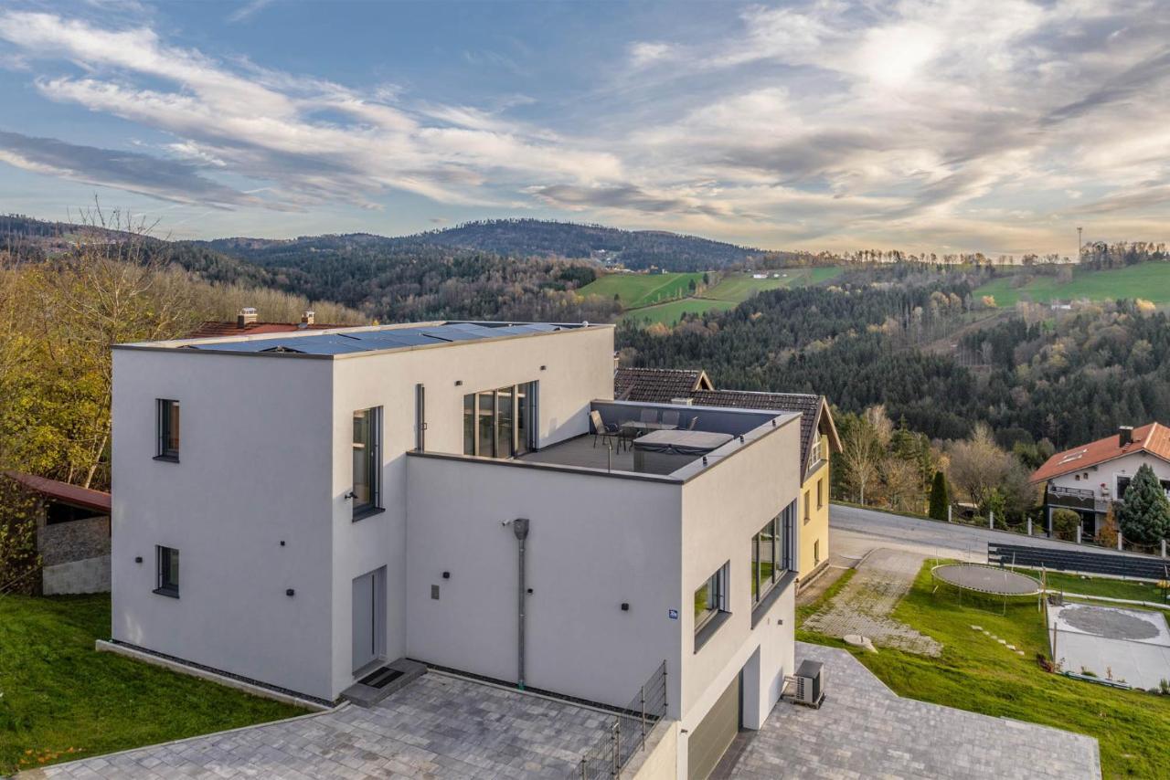Moderne Villa Mit Whirlpool Und Heimkino Waldkirchen Bagian luar foto